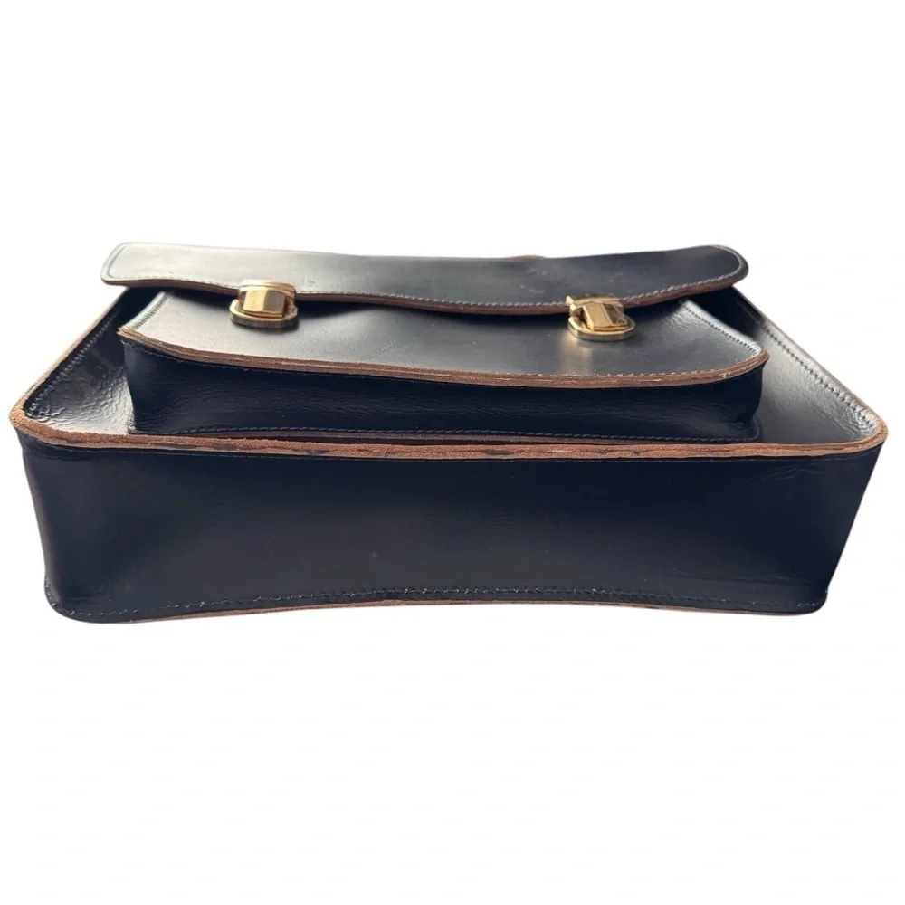 Mark and Graham Navy Leather Messenger Bag Work Travel Crossbody